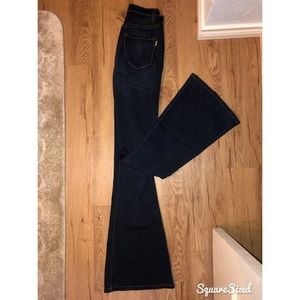 Dark wash high wasted denim bell bottoms